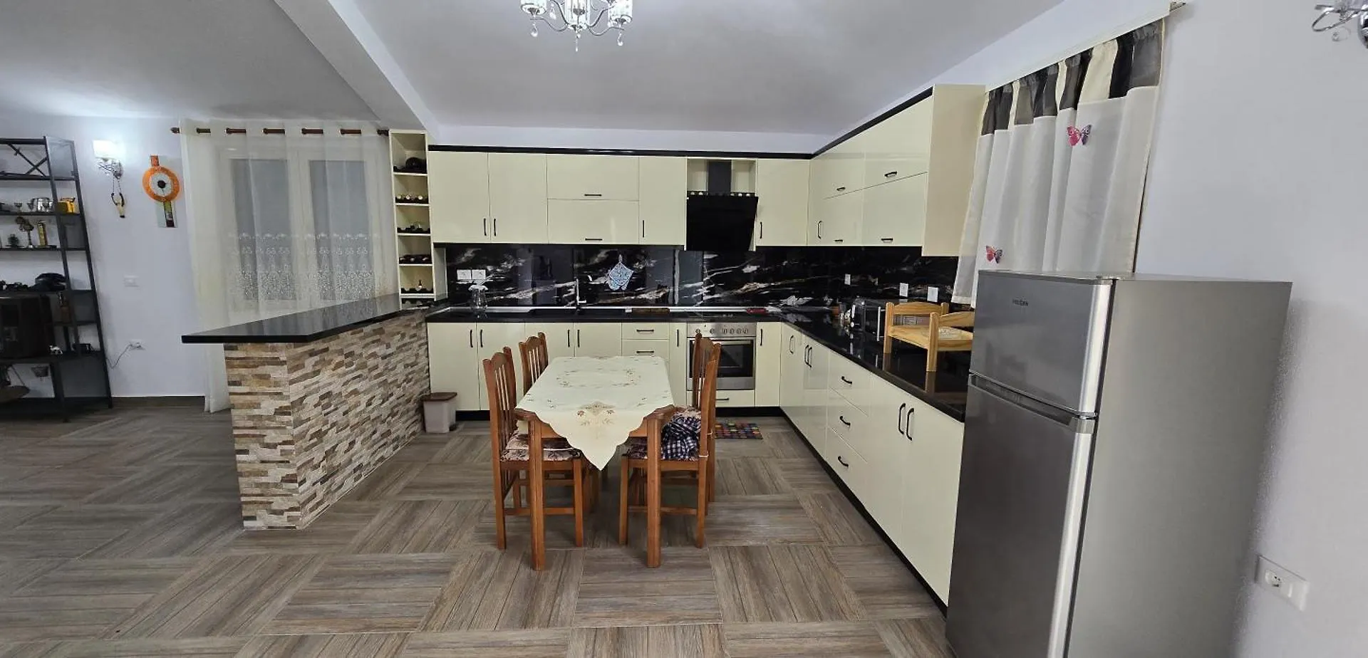 Guest House Bjorn Tepelene Albania